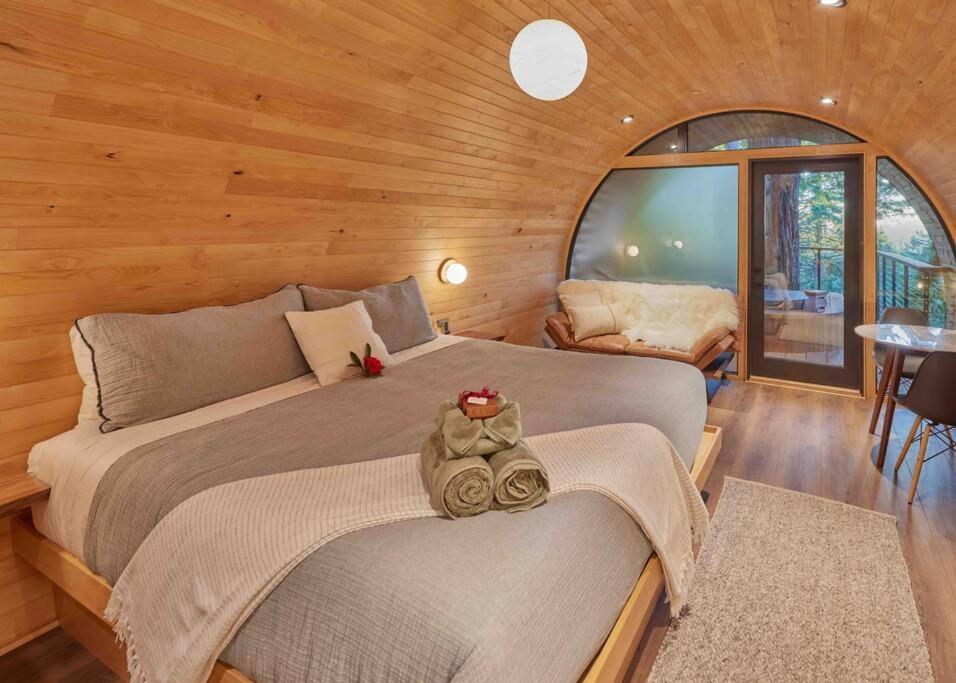 ~* The Spectacular Spyglass Treehouse *~ Occidental Exterior photo