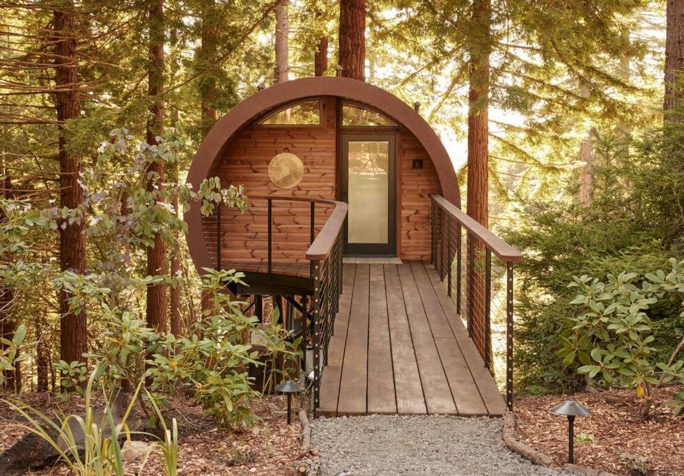 ~* The Spectacular Spyglass Treehouse *~ Occidental Exterior photo